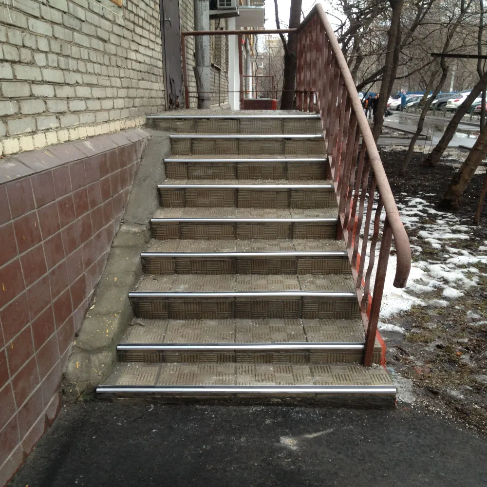 Порог одноуровневый ПС 08.2700.01лж. Серебро