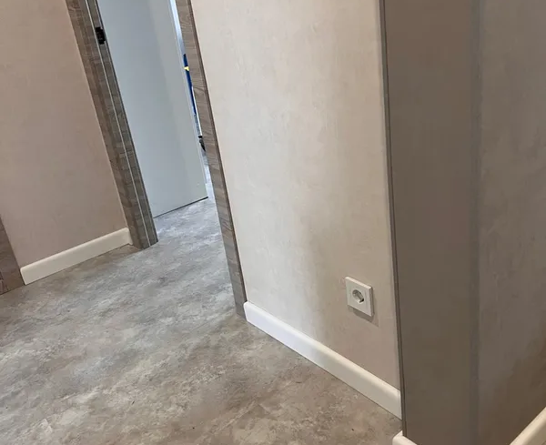 Угол наружный алюминиевый УО 01-27.2700.059