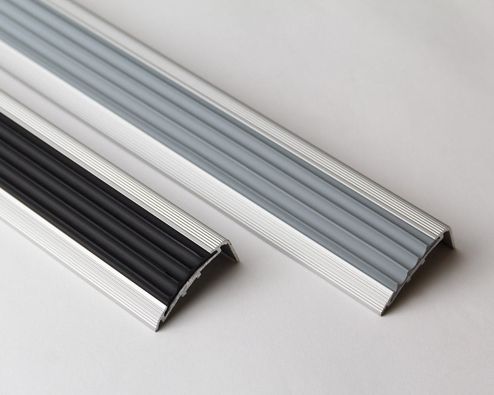 Порог угловой ПУ 71.2700.203 Шоколад