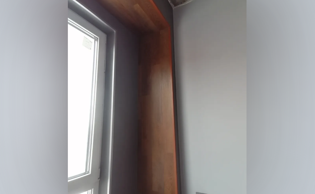 Угол наружный алюминиевый УО 18-27.2700.059